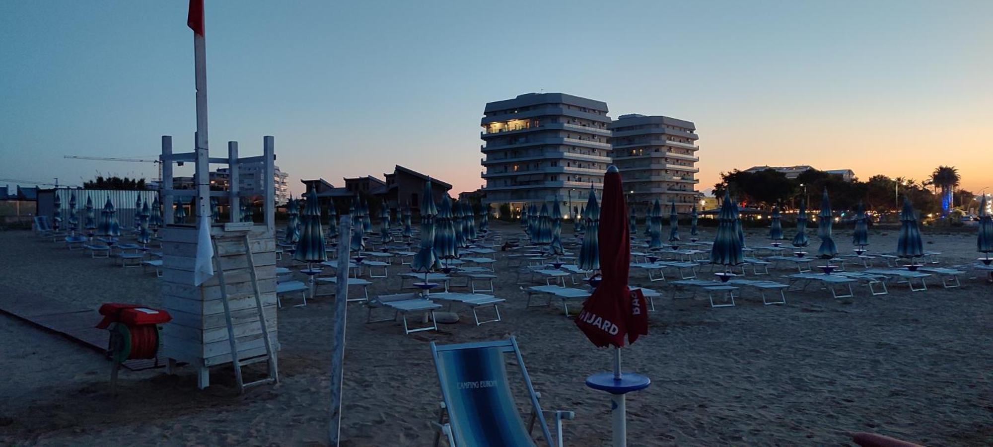 Willa Oltre Confine Fronte Mare Marina Di Montenero Zewnętrze zdjęcie